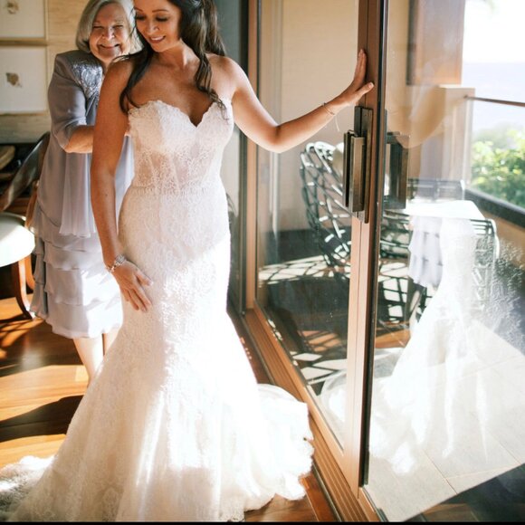 Romantic Lace Wedding Dress - Picture 5 of 5
